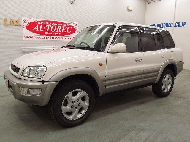 self drive Uganda- rav4